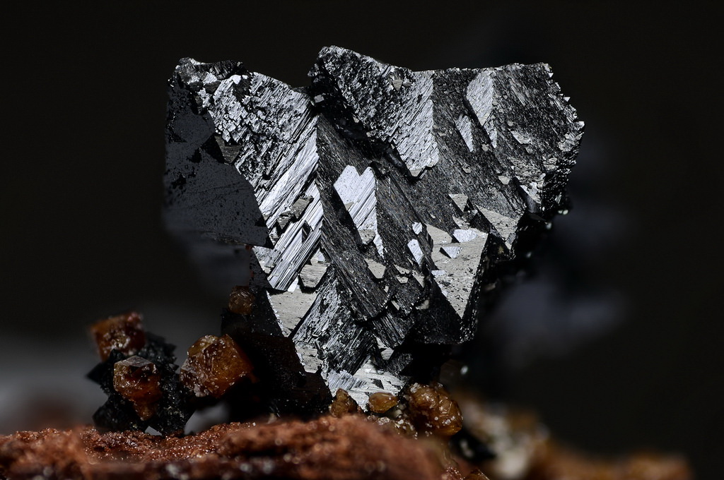 قیر گیلسونایت