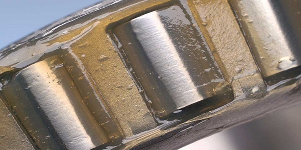 افزودنی بهبود دهنده اصطکاک :